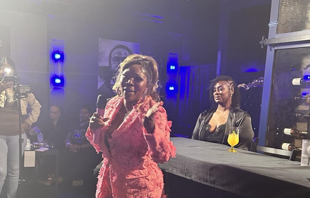 Cocktails & Confessions&nbsp;LIVE!